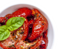 Carica l'immagine nel visualizzatore di Gallery, Pomodori Secchi Marinati Neri 850 gr